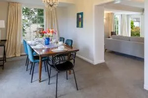 Fendalton Comfort Stylish & Convenient with Carpark - Fendalton