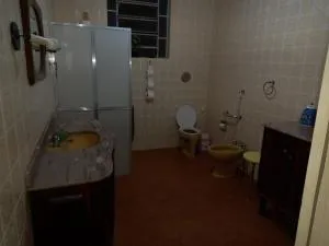 casa no centro acomoda 7 pessoas proximo ao centro histórico - Ritápolis
