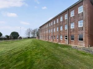 Apartment 28 - Uk48731