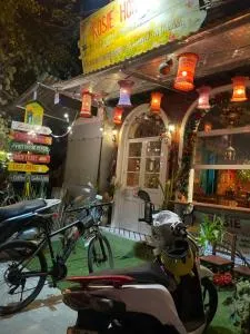 Rosie Homestay Hà Giang - Lan Hung