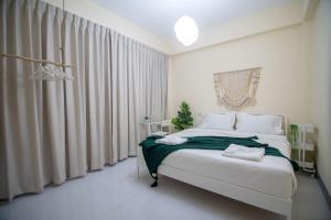 Beachfront 4-BR House in Patong