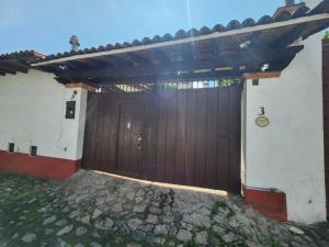 La casa que Canta Valle de Bravo