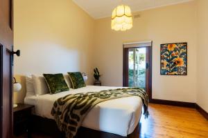 Spacious Goldfields Retreat - Central & Charming