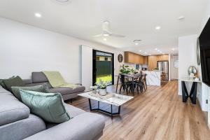 Southport Serenity Villa by Inn Paradise