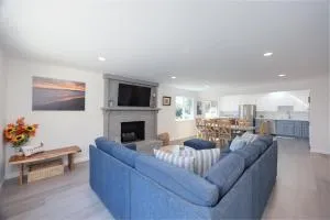 Cozy 3-bedroom house, ocean view, walk to beach! - 蒙塔拉