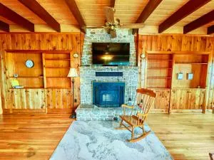 Knotty Pines by the Sea - Halifax