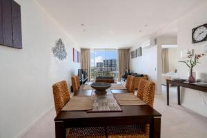 Comfortable 1-Bed Apartment with Balcony