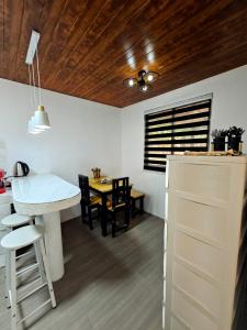 Hlink Transient Home