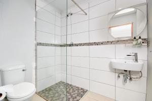 Private, Cosy and Stylish Stay at Nest24 Evans Park