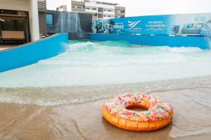 Depa con alberca a 5min de Playa Cerritos - Marina C 510