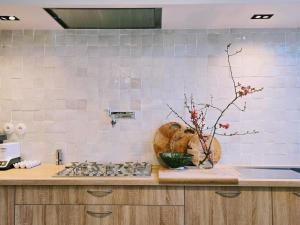 Grande Maison Bourgeoise avec Cour Privative, 5 Chambres, WiFi, Proche Commerces et Nature - FR-1-510-186