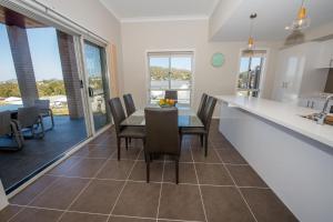 Seabreeze at Corlette