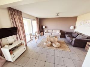 Appartements Bel Appartement RDC avec Wifi et Parking, 2 Chambres - FR-1-675-47 : photos des chambres