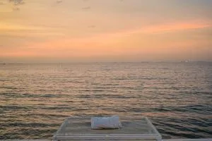 I SEA YOU, Luxe Beachfront Villa - Ban Krathing Lai