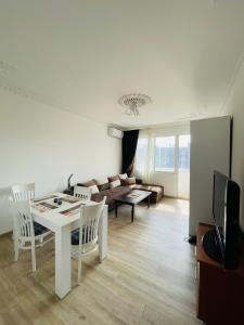 Просторен апартамент