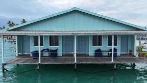 Bigfin water bungalow