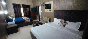 The Bunkk Inn Hotel By Mussoorie International mall road