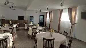 Casa 1 mai - Linteşti