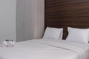 Great Location Studio Room at Patraland Urbano Apartment By Travelio