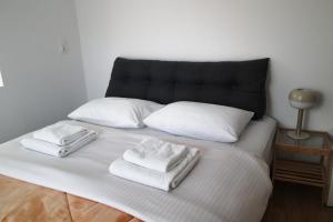 Pistacchio by SnappyB