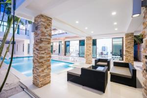 My royal beach Pool villa