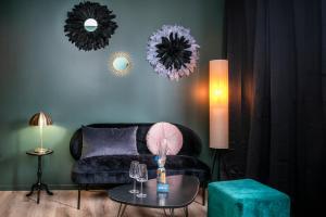 Appartements ONLOC - Le Romantique appart proche centre ville - Parking : photos des chambres