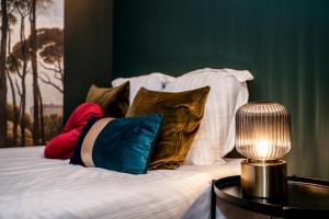 Appartements ONLOC - Le Romantique appart proche centre ville - Parking : photos des chambres