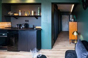 Appartements ONLOC - Le Romantique appart proche centre ville - Parking : photos des chambres