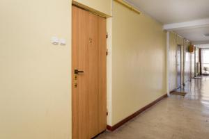 Olszowa 8 Riverside Apartment by BookingHost