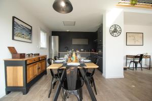 Maisons de vacances Le Perchoir Marin I Filet suspendu & Terrasse : photos des chambres