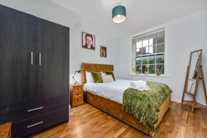 Stunning modern 2 bed near London Eye