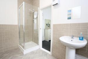 Avalanche 1 Bed Apartment