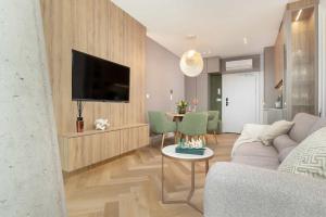 Wave Apartments by Solarento