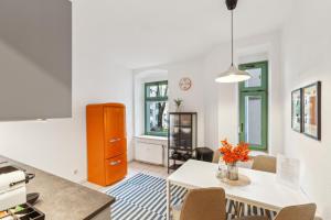 Simply Cozy by Simple Pleasures Apartments, Kaßberg, Messenähe, Highspeed WLAN