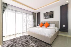 Luxury Villa 4BDS Jomtien