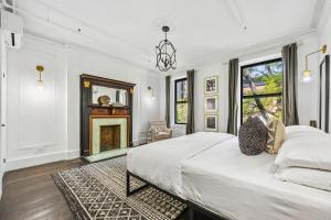 The Perfect Apt for Large Groups Sleeps 10