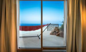 Luxury Villa with unmatched view and Sea-Fall Pool img32