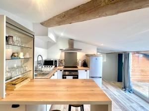 Appartements La Tropezienne, charme et confort au coeur du Gard : photos des chambres