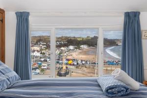 Hill Cottage - Spectacular Sea Views Parking