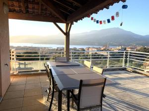 Appartements Appartement avec vue panoramique sur le Golf de Propriano : photos des chambres