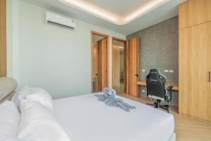 Bangtao Pool Villa with Home Cinema - PrymaVista