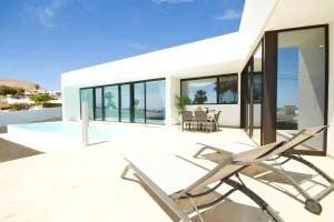 Villa Mendoza - By AZ Rentals - Masdache