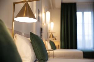 Hotels Grand Hotel Saint-Aignan : photos des chambres