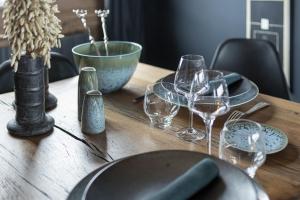 Chalets CHALET LES CERISES Jacuzzi, Sauna, Hammam, Cinema : photos des chambres