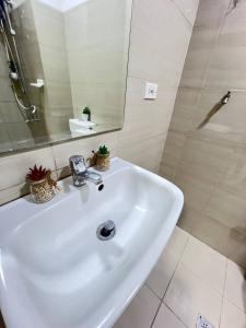 Unistay SHORE Residence amazing pool view