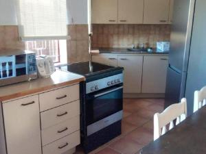 Trinity and Bennett Enterprises 23 Seeskulp