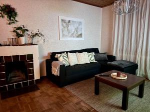 Vacation villa with fenced yard