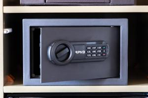 New Elegance Suites Guesthouse img93