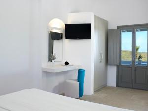 Aurora Luxury Suites Santorini Greece