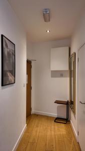 Stunning Piccadilly 1 BR Flat in London VR9